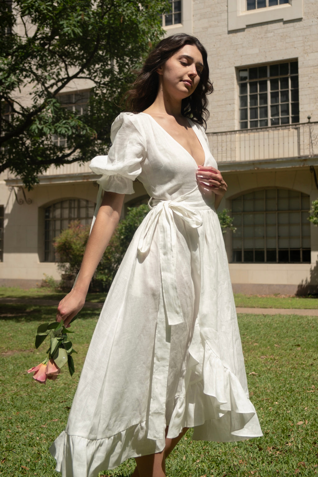 Lillian Dress in Pearl Linen – Of Her Own Kind